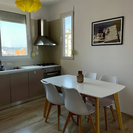 Daire Cityscape 4- Gem *