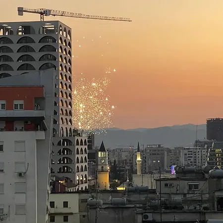 Cityscape 4- Gem Appartamento Tirana