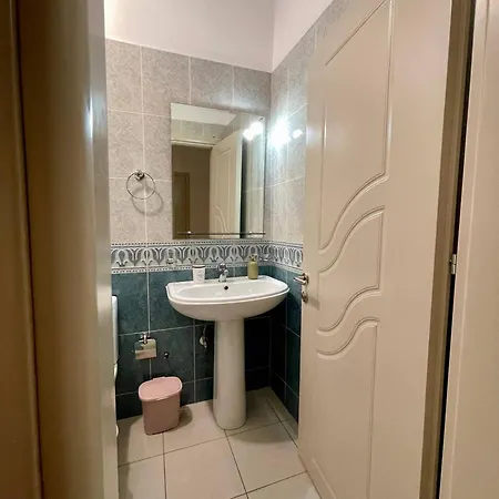 Cityscape 4- Gem Daire