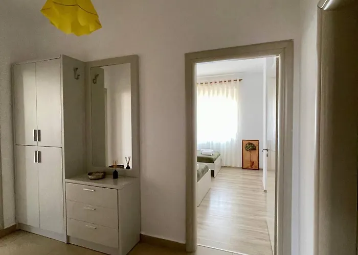 Cityscape 4- Gem Appartamento Tirana